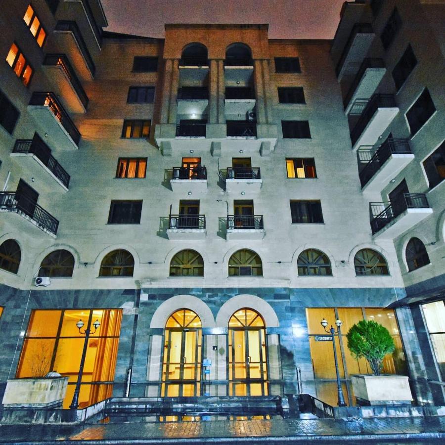Mount Hood Apartments Erevan Esterno foto