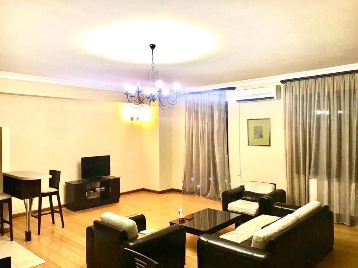 Mount Hood Apartments Erevan Esterno foto